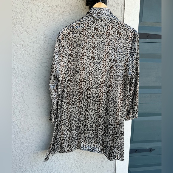 Women’s Chicos Travelers Leopard Print 3/4 Cardigan Rayon Nylon Blend Size XL - Picture 4 of 7